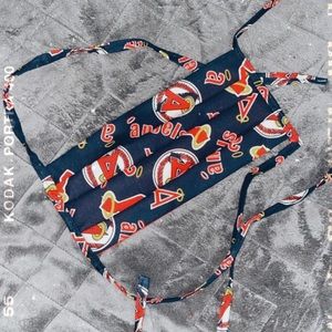 Masks with filter pocket